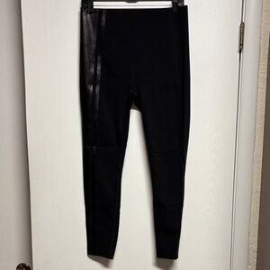 SPANX Black Very Black Gloss Side Stripe Leggings